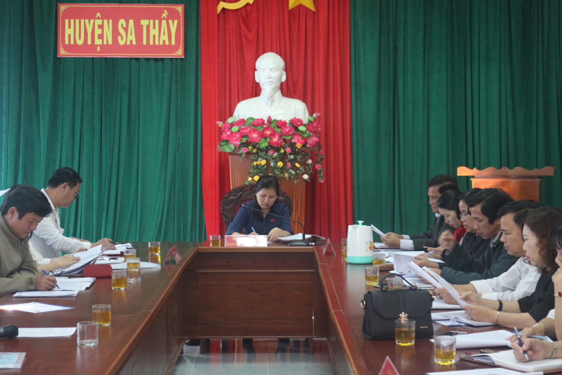 Đoàn công tác của Hội đồng Dân tộc Quốc hội làm việc với huyện Sa Thầy