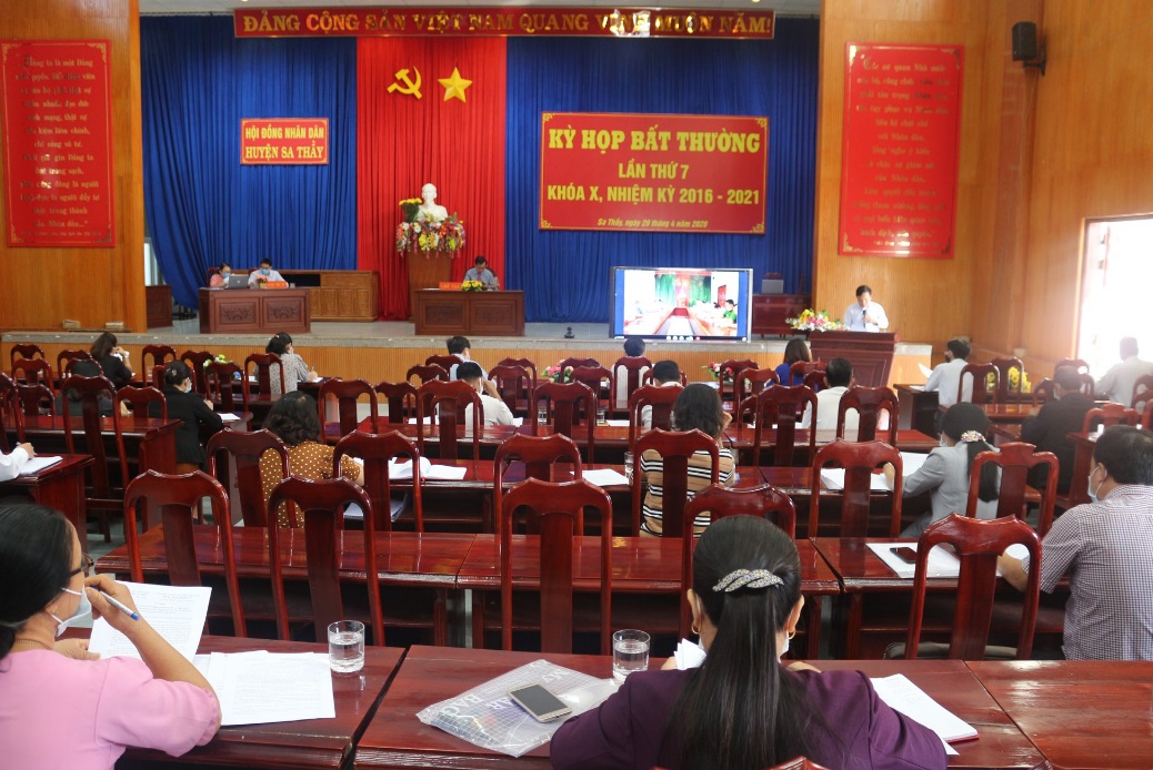 Hội đồng nhân dân huyện Sa Thầy tổ chức kỳ họp bất thường lần thứ 7