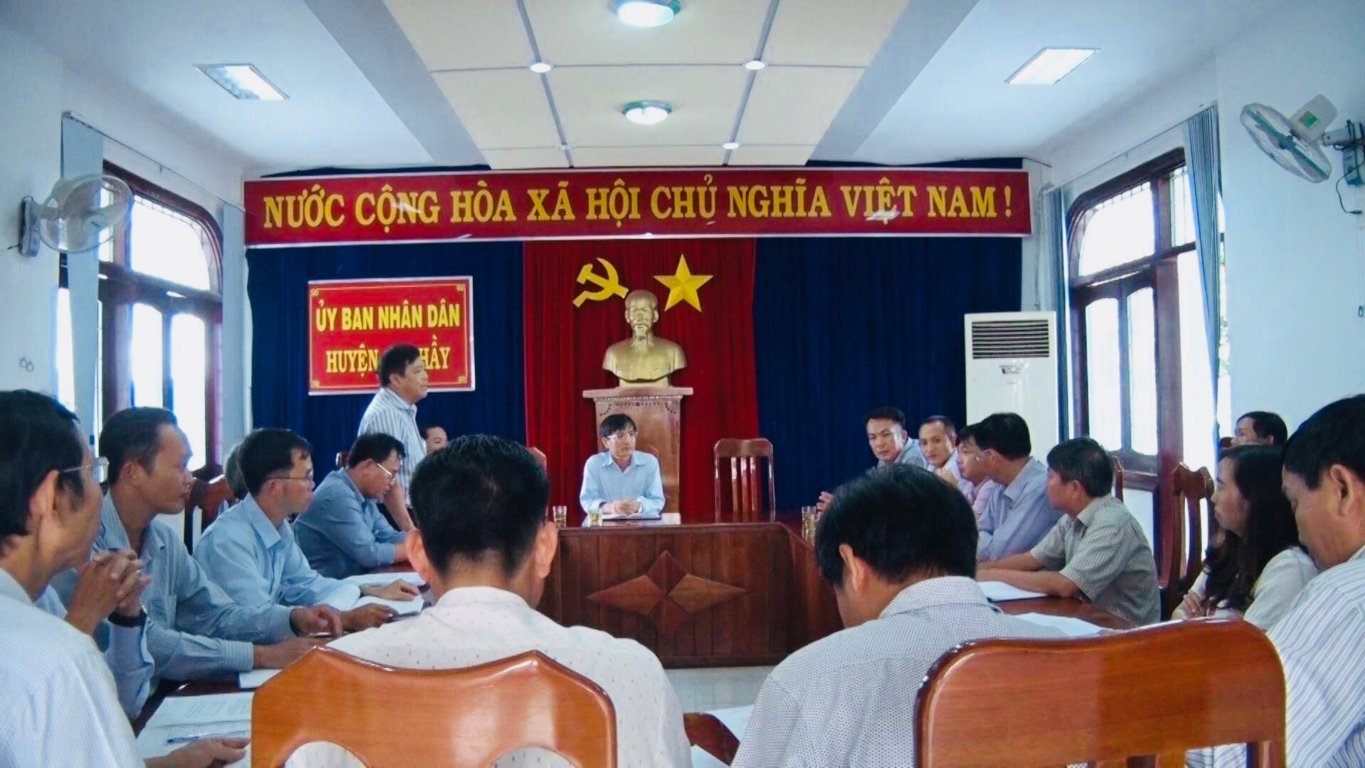 UBND huyện làm việc với Liên minh Hợp tác xã Nông - Công nghiệp xanh tỉnh Kon Tum